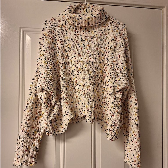 Very soft sweater - Picture 1 of 3